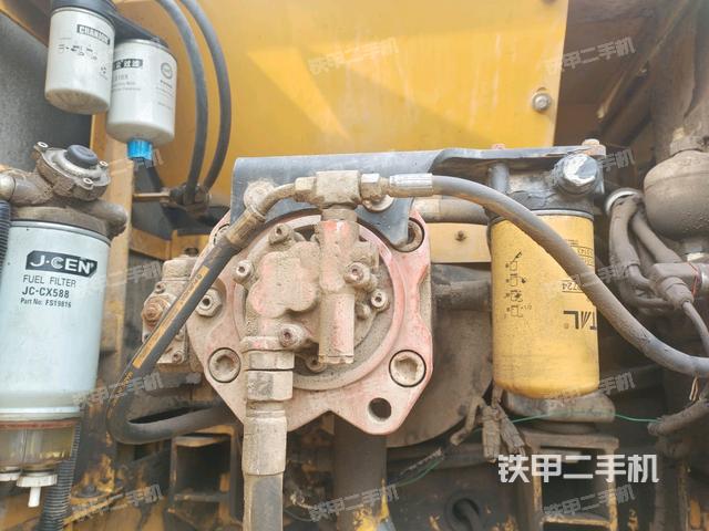 液壓泵室（大件艙室）