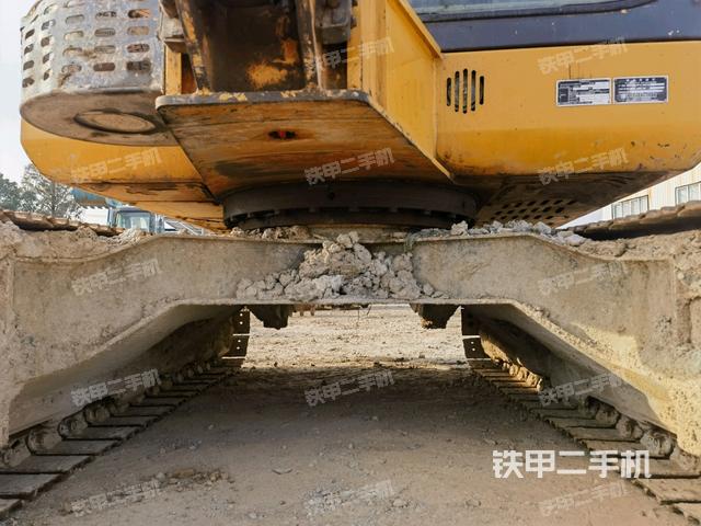 轉盤和下車架正前（工作和回轉裝置）