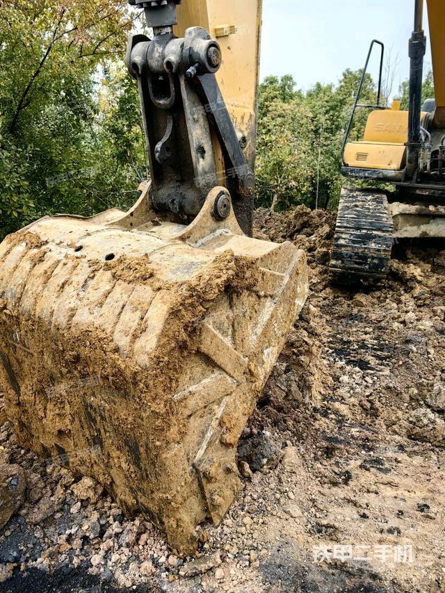 鏟斗45度（工作和回轉(zhuǎn)裝置）