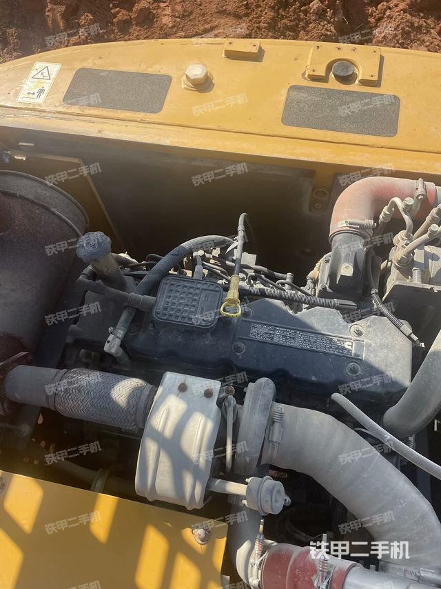 發(fā)動機室(上車部件) 發(fā)動機室(上車部件)