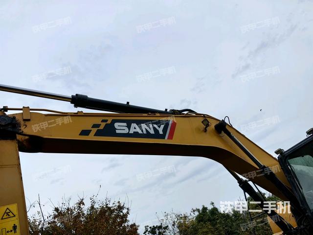 大臂整體?右側(cè)（工作和回轉(zhuǎn)裝置）