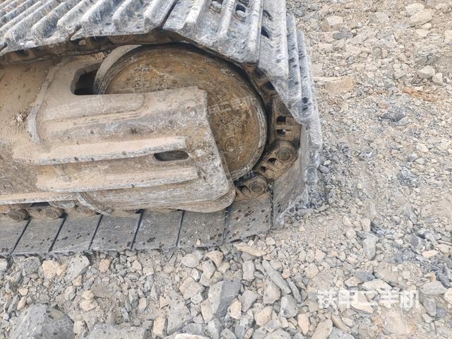 右導(dǎo)向輪（行走機(jī)構(gòu)）