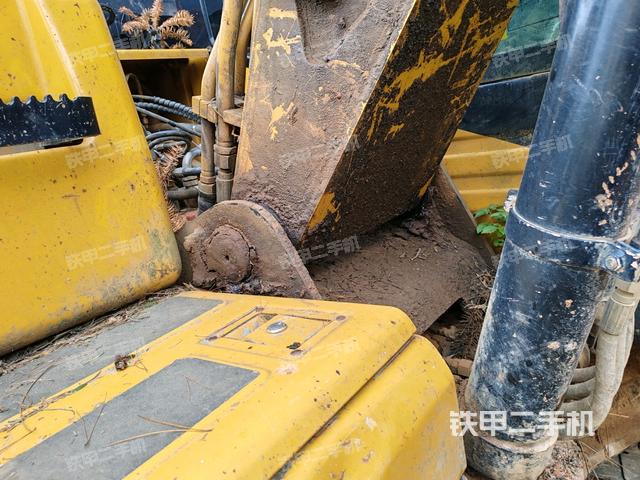 大臂根部?斜視（工作和回轉(zhuǎn)裝置）