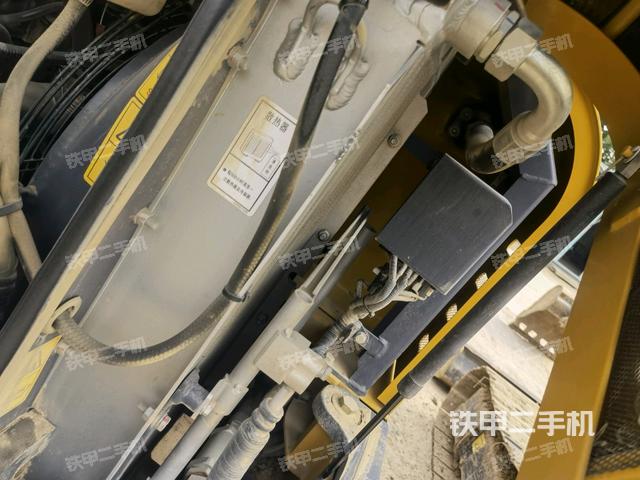 駕駛室整體（整機(jī)外觀）