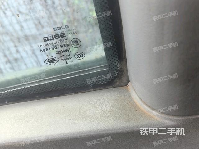 后窗玻璃角標(biāo)（駕駛室部分）