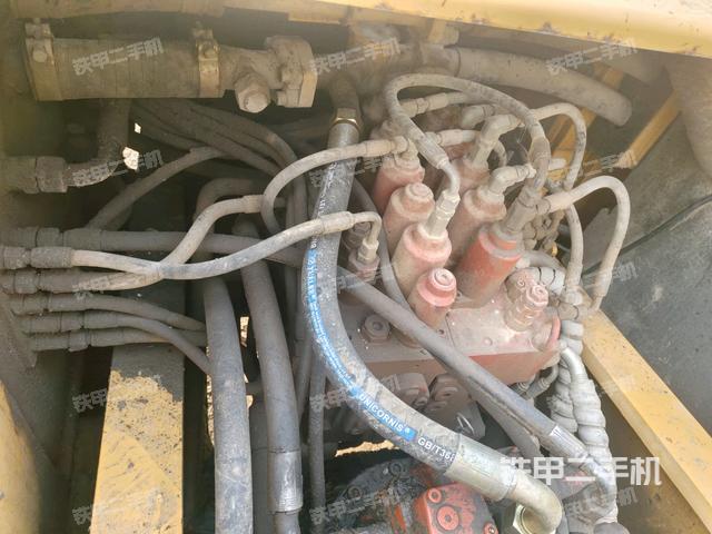 分配閥（上車部件）