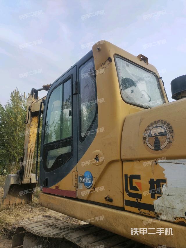 駕駛室左后45度（駕駛室部分）