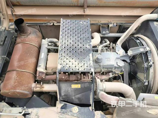 發(fā)動(dòng)機(jī)整體俯視（整機(jī)外觀）