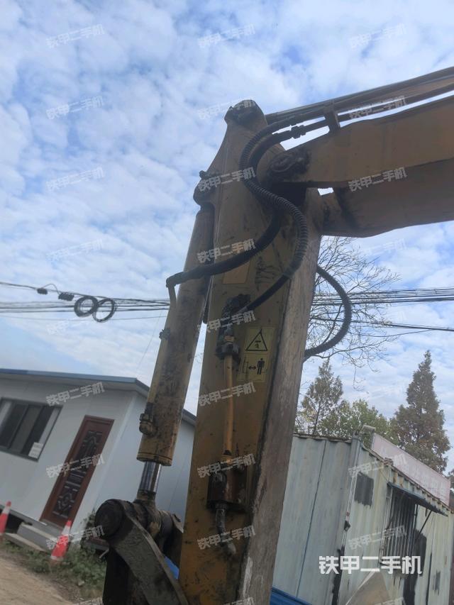 小臂整體左后（工作和回轉(zhuǎn)裝置）