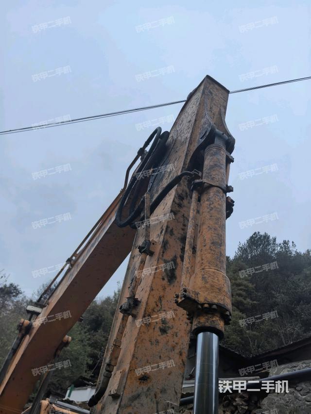 小臂整體右前（工作和回轉(zhuǎn)裝置）