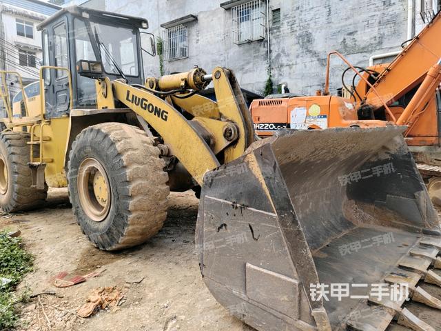 右前45°（整機外觀）