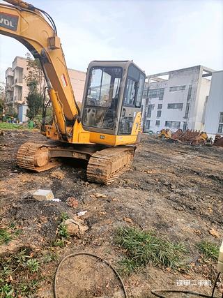 雷沃重工FR65E挖掘機