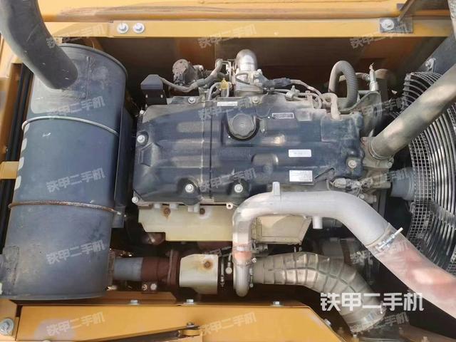 發(fā)動機(jī)整體俯視（整機(jī)外觀）