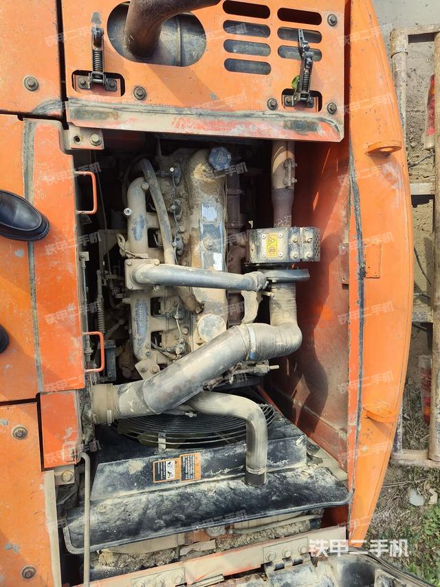 發(fā)動(dòng)機(jī)整體俯視(整機(jī)外觀) 發(fā)動(dòng)機(jī)整體俯視(整機(jī)外觀)