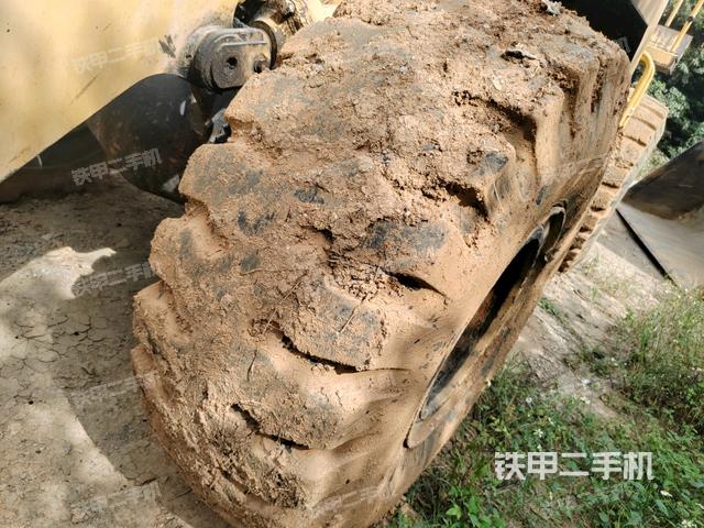 左前輪（行走機(jī)構(gòu)）