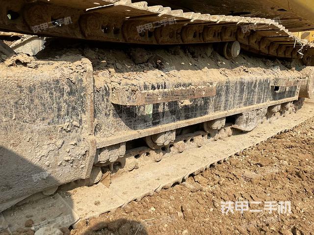 左驅(qū)動輪(行走機(jī)構(gòu)) 左驅(qū)動輪(行走機(jī)構(gòu))