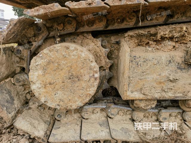 左驅(qū)動(dòng)輪（行走機(jī)構(gòu)）