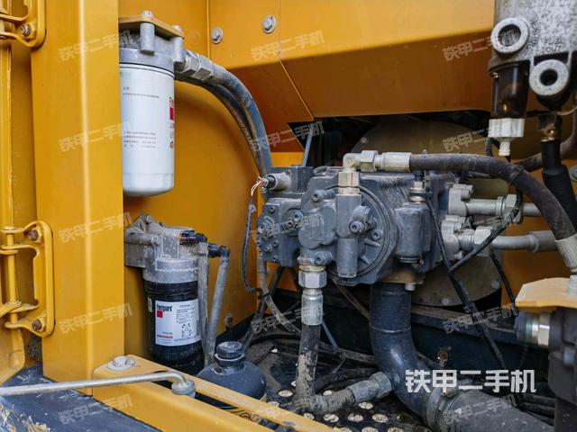 液壓泵室（大件艙室）