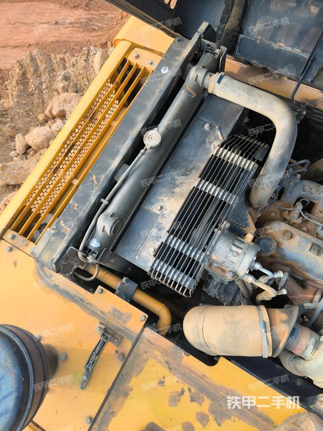 發(fā)動機室（上車部件）