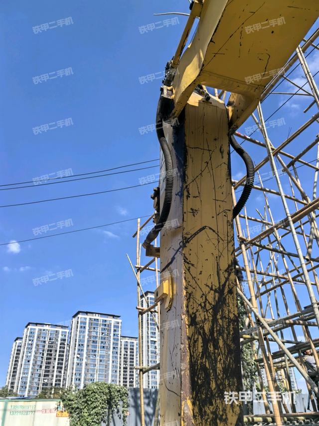 小臂整體左后(工作和回轉(zhuǎn)裝置) 小臂整體左后(工作和回轉(zhuǎn)裝置)