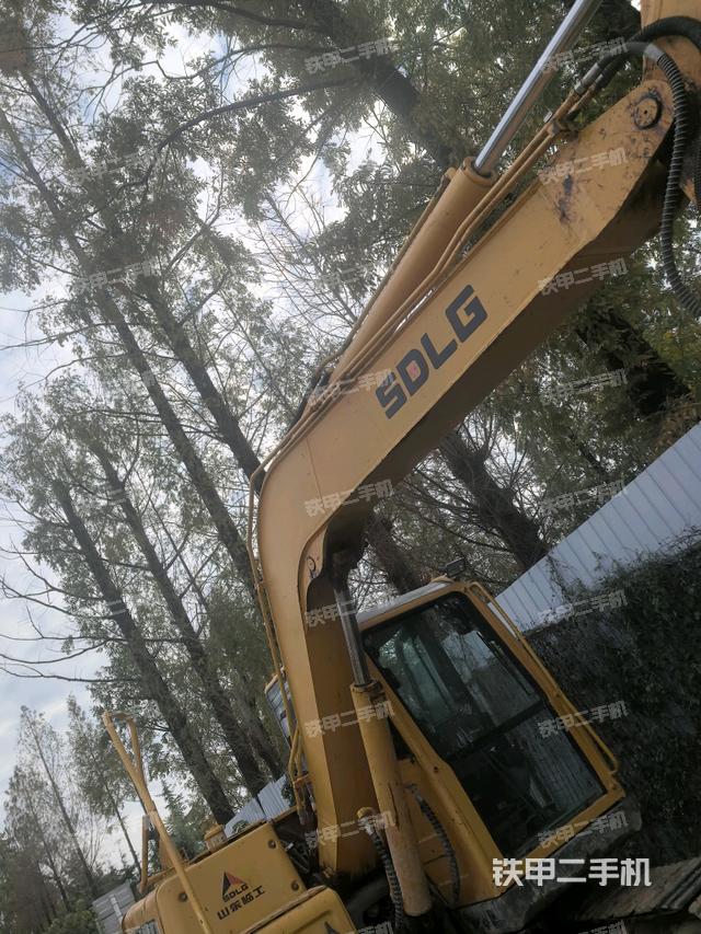 大臂整體?右側(cè)（工作和回轉(zhuǎn)裝置）