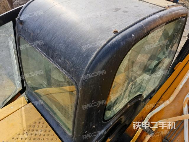 駕駛室頂部俯視（上車部件）