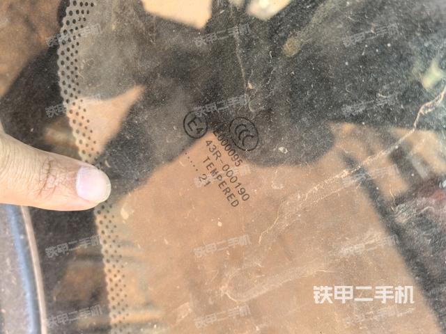 后窗玻璃角標(biāo)（駕駛室部分）