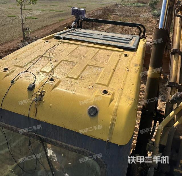 駕駛室頂部（整機(jī)外觀）