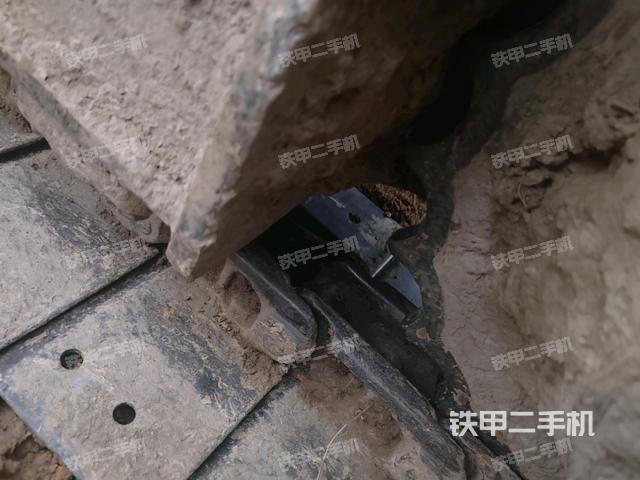 右驅(qū)動(dòng)輪(行走機(jī)構(gòu)) 右驅(qū)動(dòng)輪(行走機(jī)構(gòu))