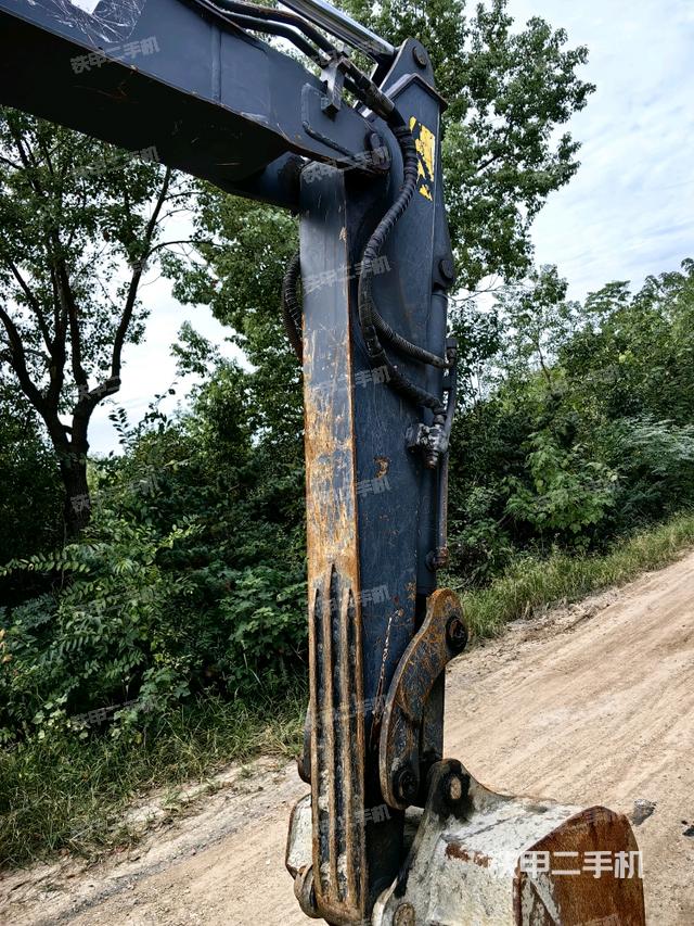 小臂整體左后（工作和回轉(zhuǎn)裝置）