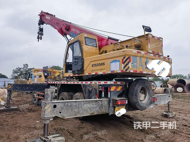 左后45度（汽車起重機(jī)外觀）