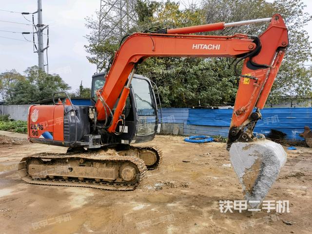 右前45(整機(jī)外觀) 右前45(整機(jī)外觀)