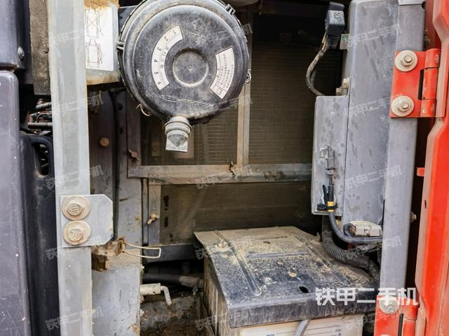 散熱器室(大件艙室) 散熱器室(大件艙室)
