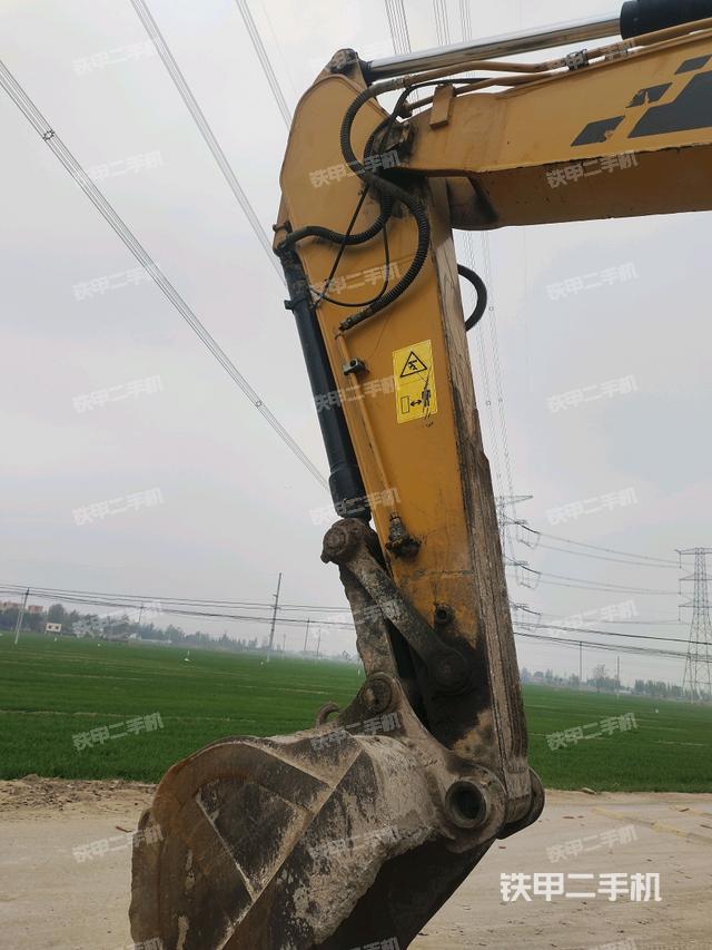 大臂整體?右側(cè)（工作和回轉(zhuǎn)裝置）