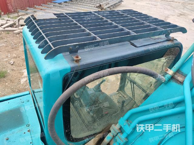 駕駛室頂部俯視（上車部件）