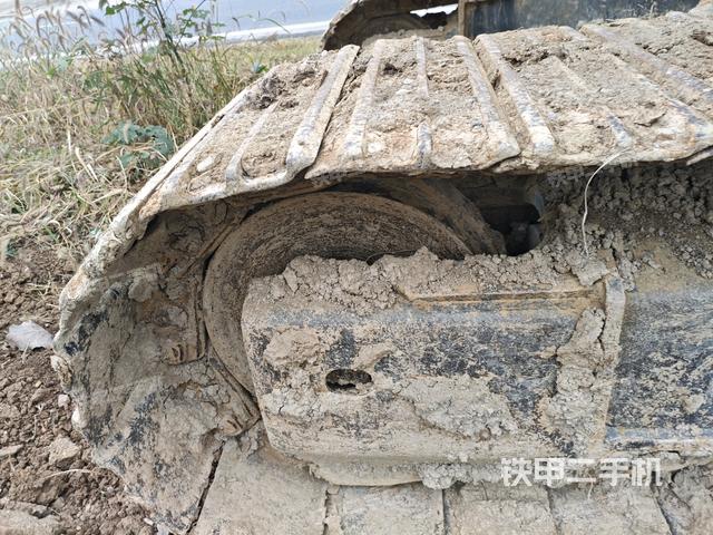 左驅(qū)動(dòng)輪（行走機(jī)構(gòu)）