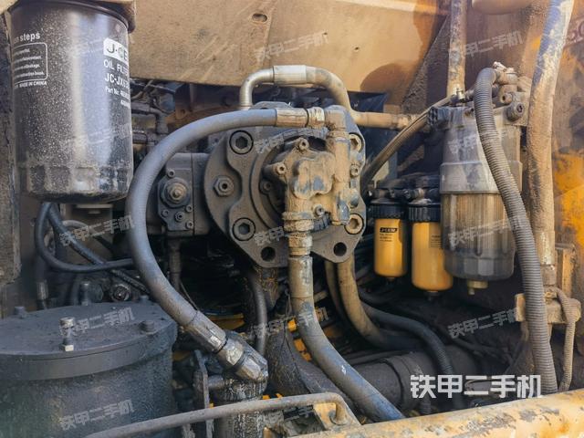 液壓泵斜45?左（大件艙室）