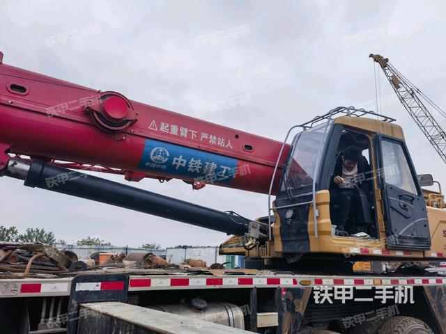 支腿（汽車起重機(jī)其他部件展示）