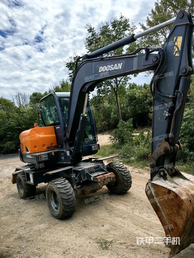 左后45（整機外觀）