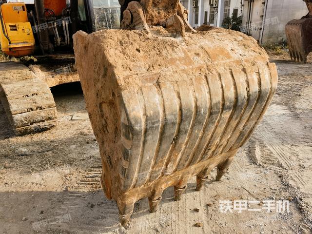 鏟斗45度（工作和回轉(zhuǎn)裝置）