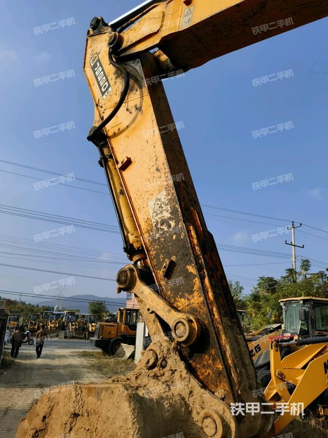 小臂整體左后（工作和回轉(zhuǎn)裝置）