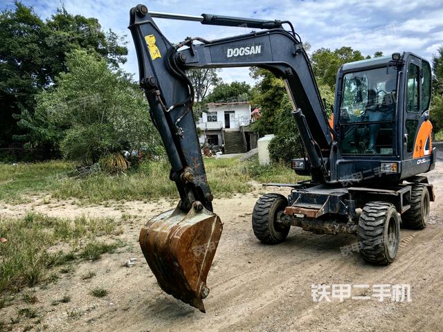 右后45（整機外觀）