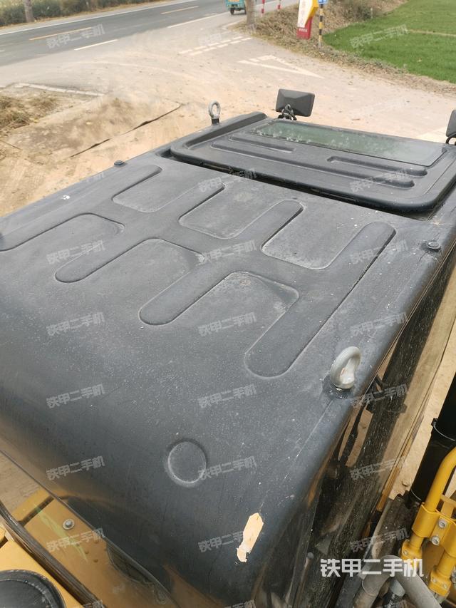 駕駛室頂部俯視（上車部件）