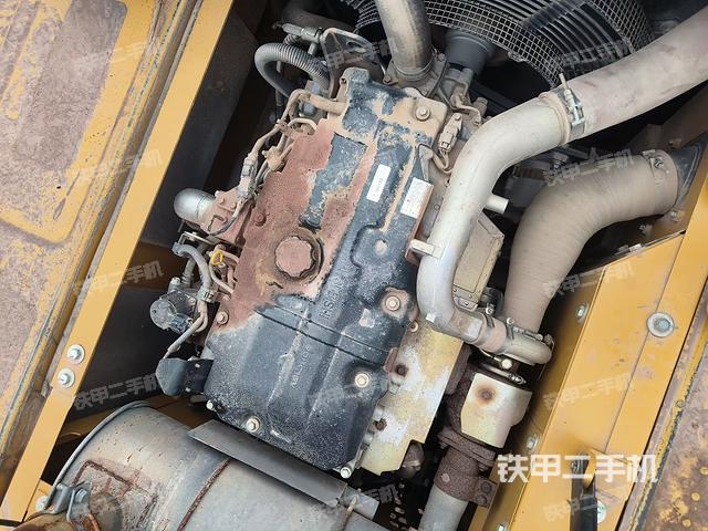 發(fā)動機(jī)整體俯視（整機(jī)外觀）