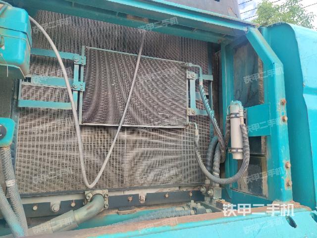 散熱器正面（大件艙室）