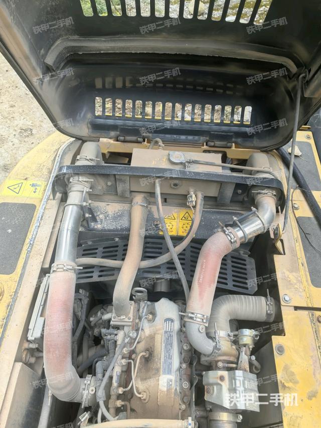 水箱+風扇特寫(上車部件) 水箱+風扇特寫(上車部件)