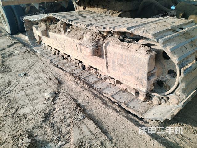 左側履帶整體?（行走機構）