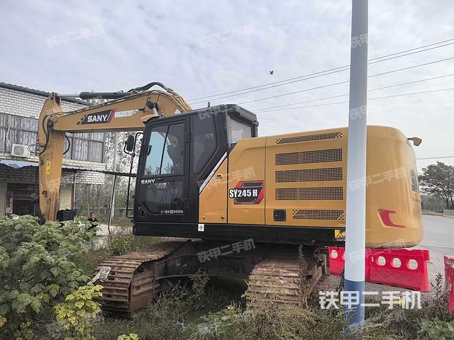 三一重工SY205C-S挖掘机