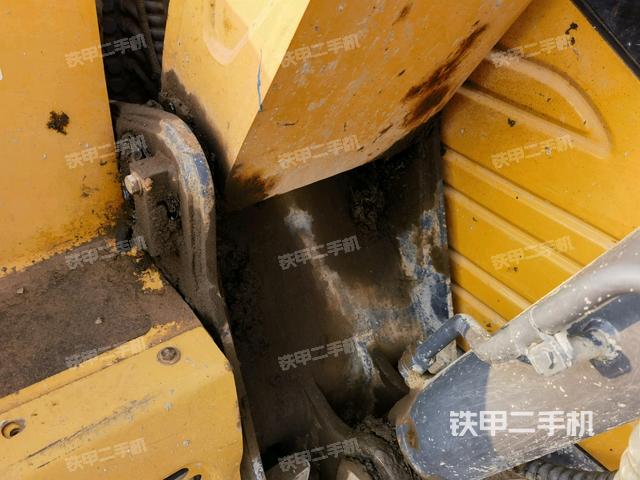 大臂根部?斜(工作和回轉(zhuǎn)裝置) 大臂根部?斜(工作和回轉(zhuǎn)裝置)