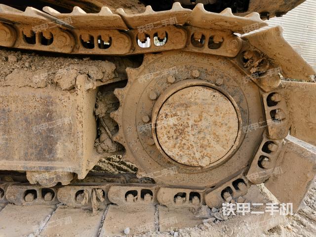 左驅(qū)動(dòng)輪（行走機(jī)構(gòu)）